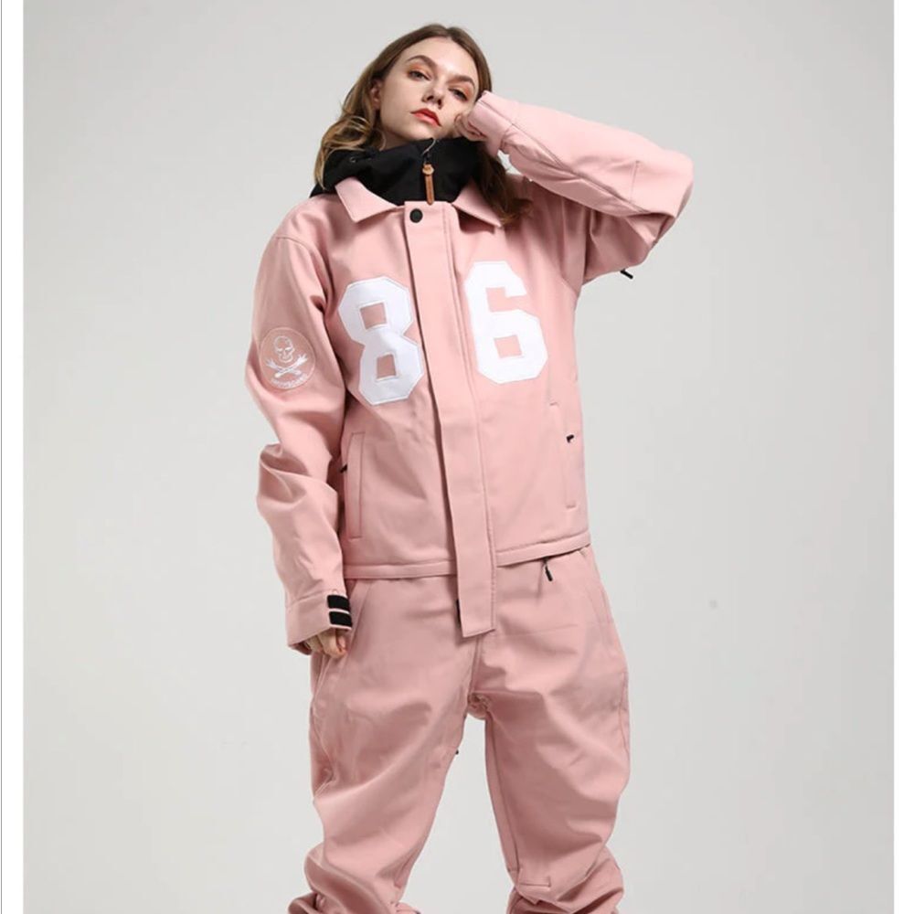 Women’s Snowboard / Ski Suit